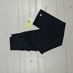 Girls High Rise Capri Black Leggings